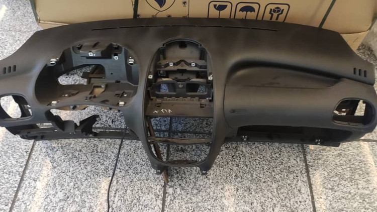 داشبورد ۲۰۶ ایساکو با ایربگ راست