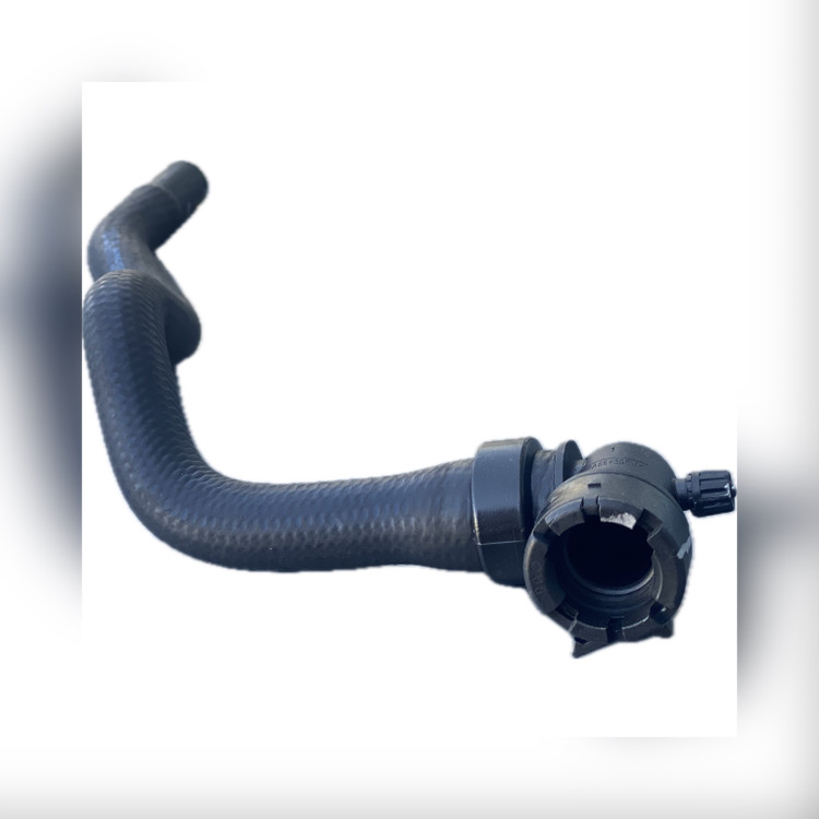 شلنگ خروجی آب رادیاتور بخاری تارا