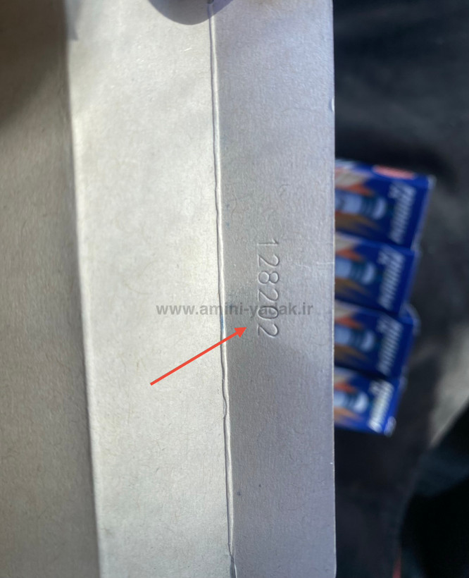 عکس از کارتن اصلی شمع پایه کوتاه سوزنی ایریدیوم برند NGK